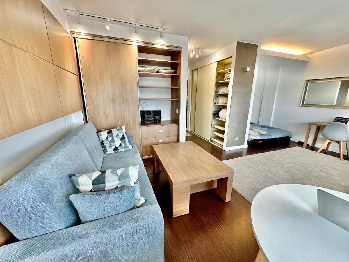 Top Metro X2 Fast Wifi 400 Mbs 70'Tv Netflix Hbo Max Appletv+ Disney+ Warsaw Exterior photo